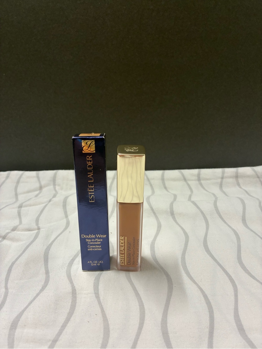 PreOwned Estee Lauder Double Wear Concealer - 5C